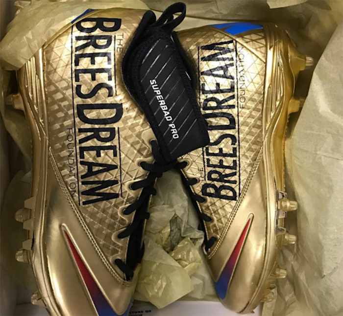 drew-brees-week-13-cleats.jpg